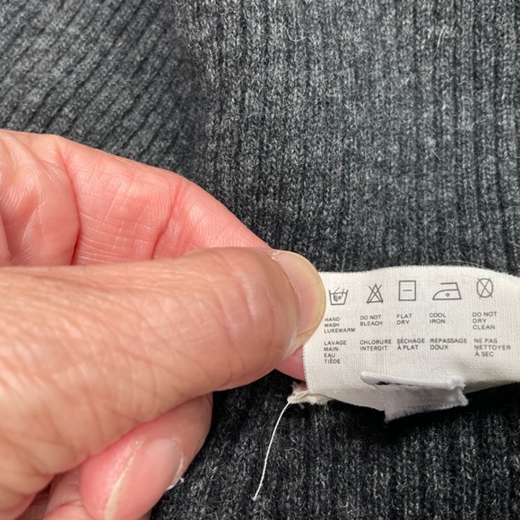 Lambswool Blend Knitted Scarf by Esprit in Charcoal Grey - Picture 7 of 7